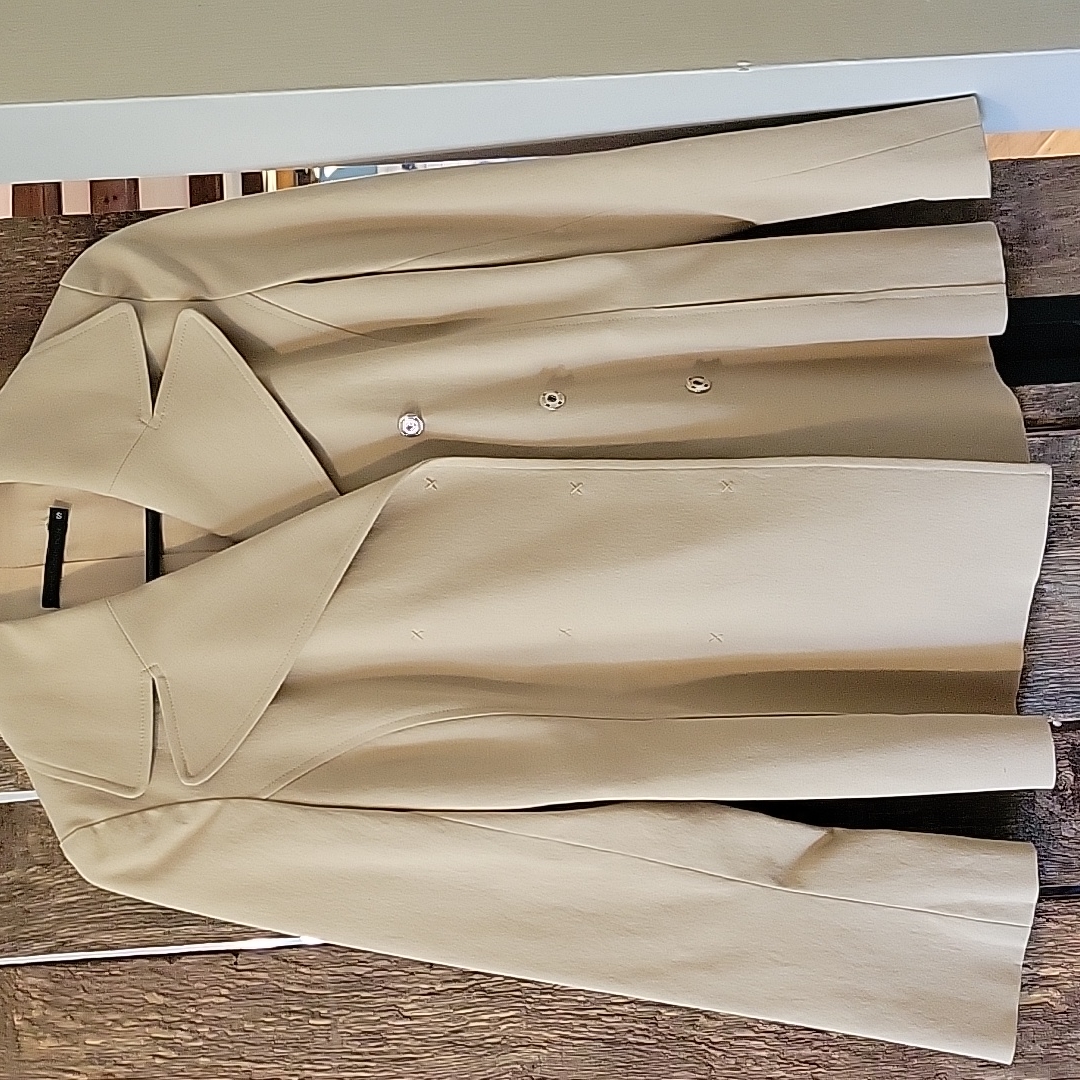 Tan Jacket Brand Guess Collection